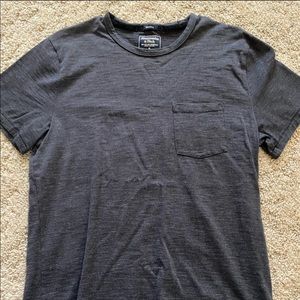 Multiple Men’s M Tee Shirts